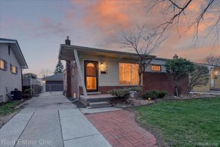 8062 Campbell Street, Taylor, MI 48180