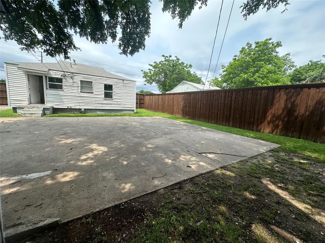 4702 W University Boulevard, Dallas, TX 75209