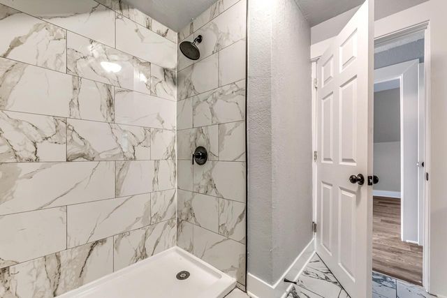 3701 Kilbourn AVENUE, Milwaukee, WI 53208