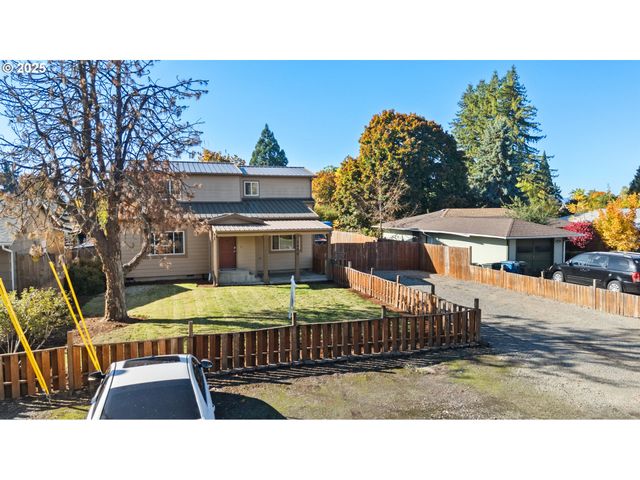 2409 32ND Ave, Salem, OR 97301