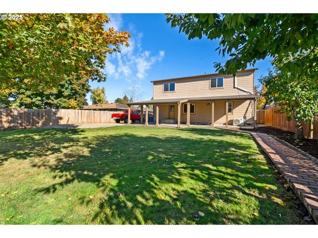 2409 32ND Ave, Salem, OR 97301