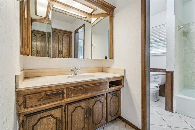 10305 Goldenrod Lane, Oklahoma City, OK 73162