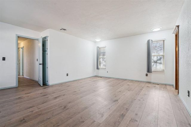 10305 Goldenrod Lane, Oklahoma City, OK 73162