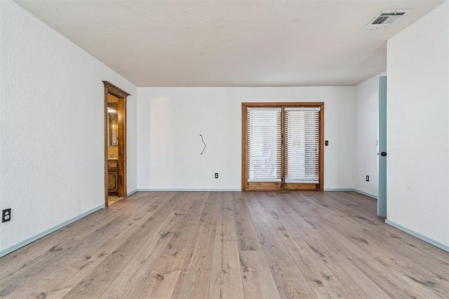 10305 Goldenrod Lane, Oklahoma City, OK 73162