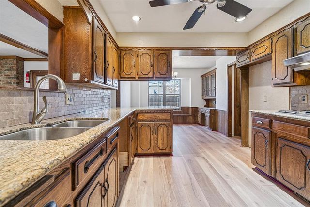 10305 Goldenrod Lane, Oklahoma City, OK 73162