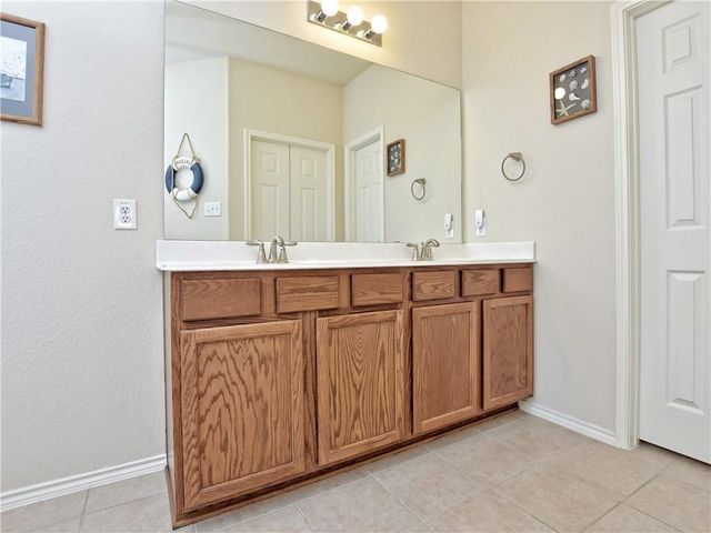 13528 Green Lodge CT, Manor, TX 78653