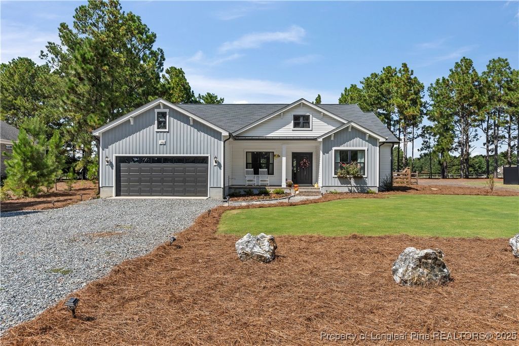 146 Devonshire Avenue W, West End, NC 27376
