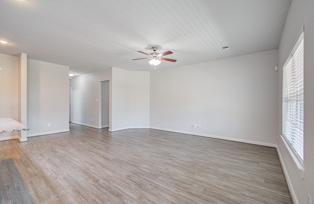 15435 Aberdeen Wood Drive, Humble, TX 77346