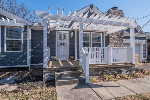 625 Netherlands Dr, Hermitage, TN 37076