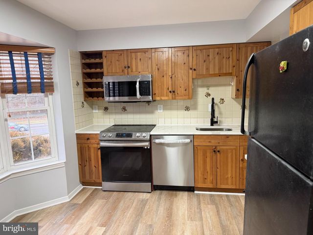 11573 SULLNICK WAY, Gaithersburg, MD 20878