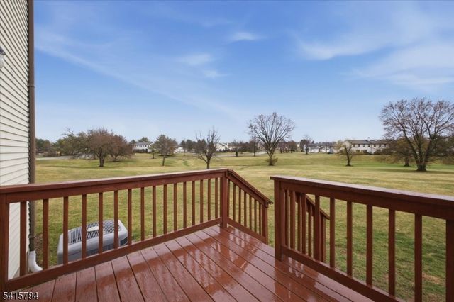 262 Spruce Ct, Raritan Twp., NJ 08822