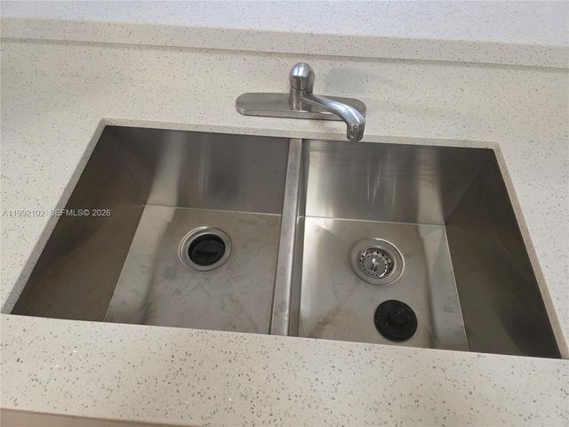 8100 Geneva Ct 432, Doral, FL 33166