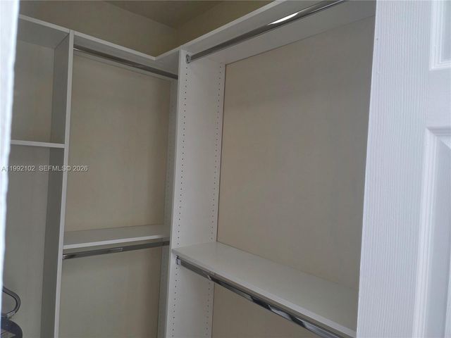 8100 Geneva Ct 432, Doral, FL 33166