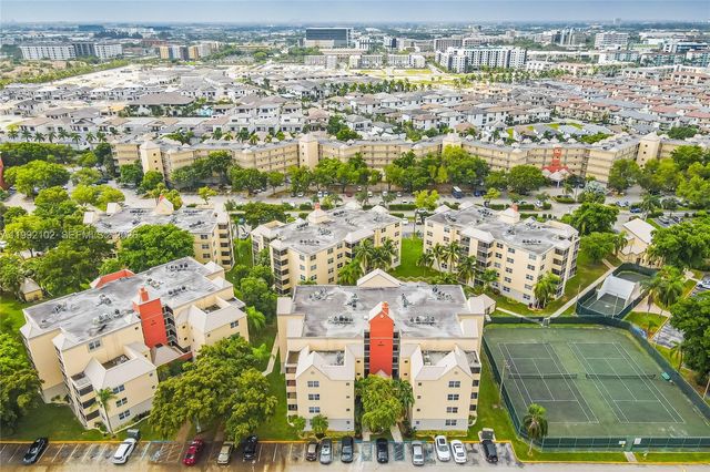 8100 Geneva Ct 432, Doral, FL 33166