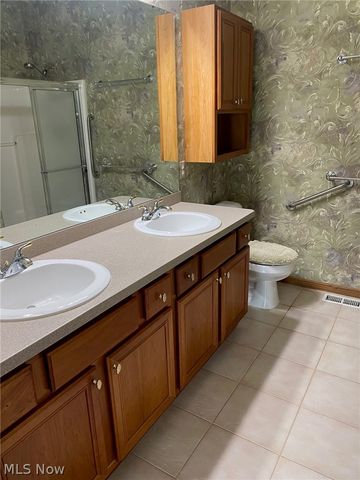2231 Langford Lane, Avon, OH 44011