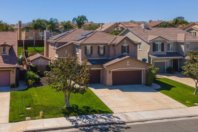 35631 Sainte Foy Street, Murrieta, CA 92563