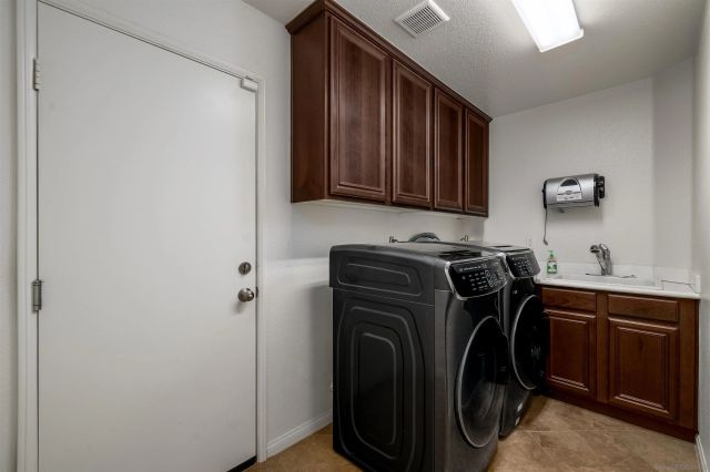 35631 Sainte Foy Street, Murrieta, CA 92563