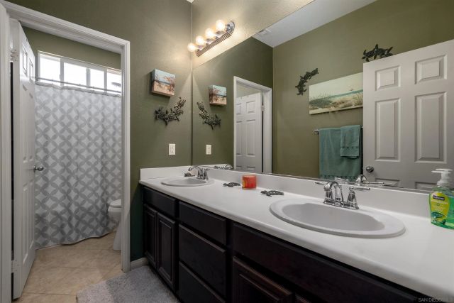 35631 Sainte Foy Street, Murrieta, CA 92563