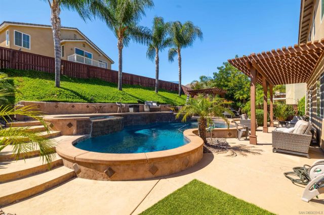 35631 Sainte Foy Street, Murrieta, CA 92563
