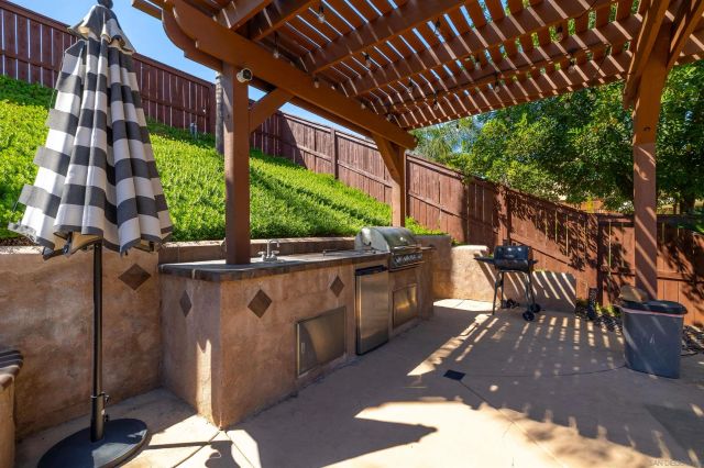 35631 Sainte Foy Street, Murrieta, CA 92563