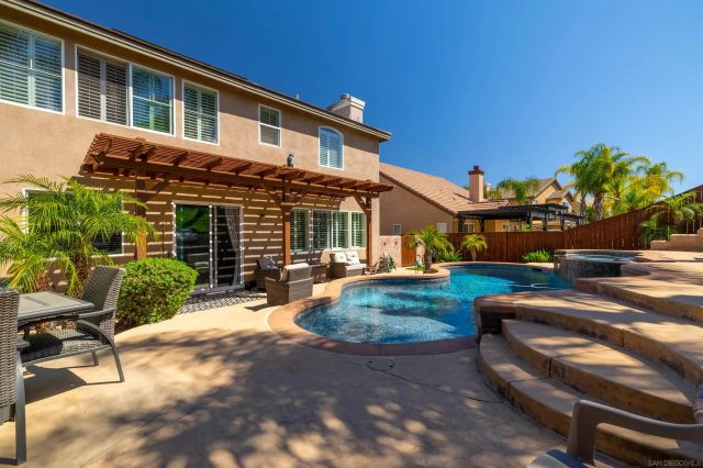 35631 Sainte Foy Street, Murrieta, CA 92563