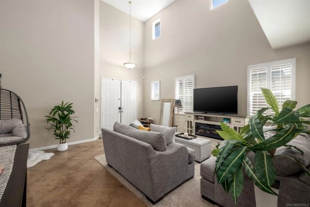 35631 Sainte Foy Street, Murrieta, CA 92563