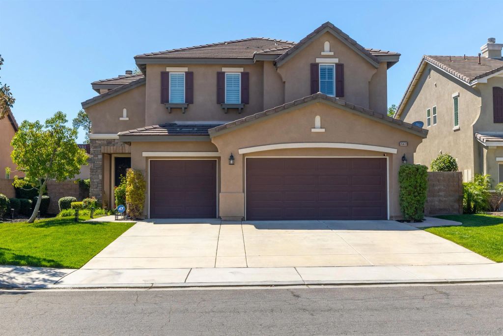 35631 Sainte Foy Street, Murrieta, CA 92563