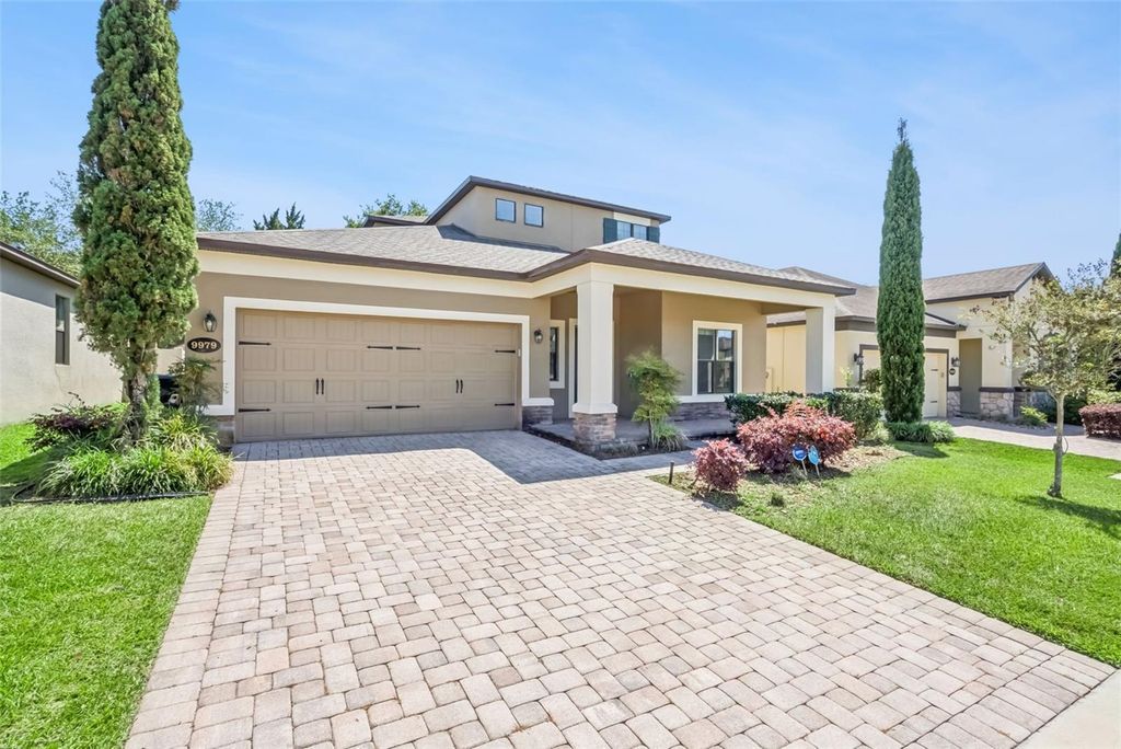 Image 2 of property listing at 9979 ARMANDO CIRCLE, Orlando, FL 32825