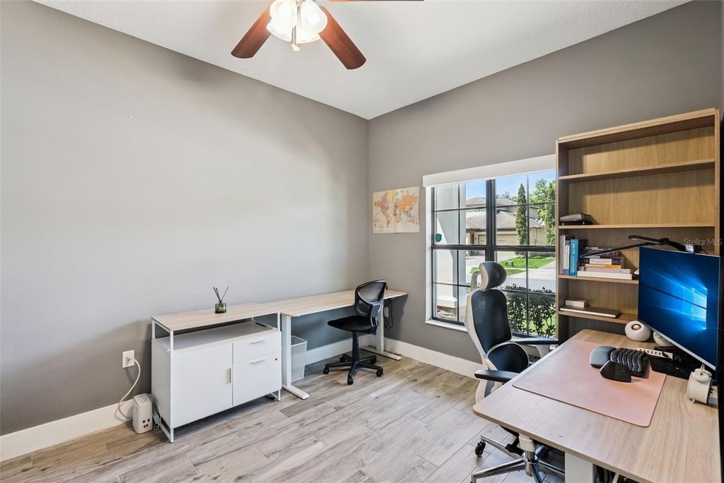 Image 14 of property listing at 9979 ARMANDO CIRCLE, Orlando, FL 32825