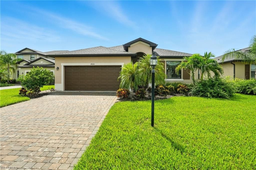 14600 Monrovia LN, Fort Myers, FL 33905