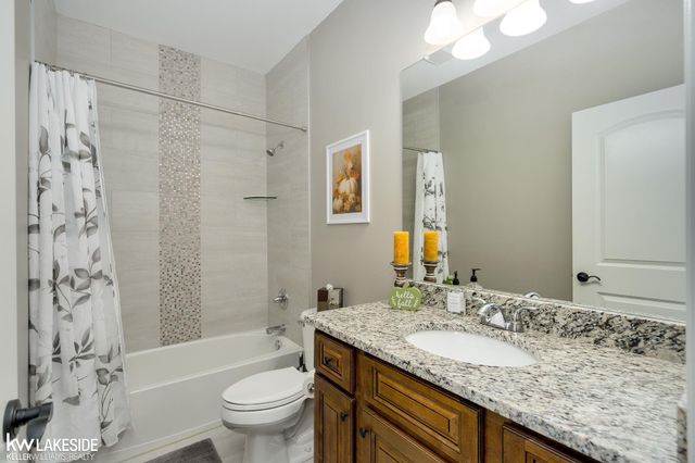 30009 Quincy Street, Chesterfield Twp, MI 48051