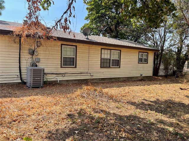 9209 Rhythm Road, Midwest City, OK 73130