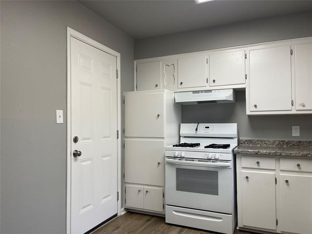 9209 Rhythm Road, Midwest City, OK 73130