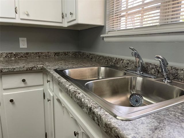 9209 Rhythm Road, Midwest City, OK 73130