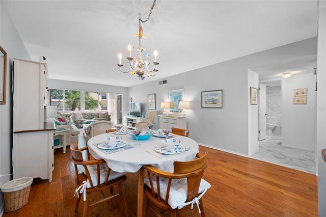 121 ISLAND WAY 323, Clearwater Beach, FL 33767