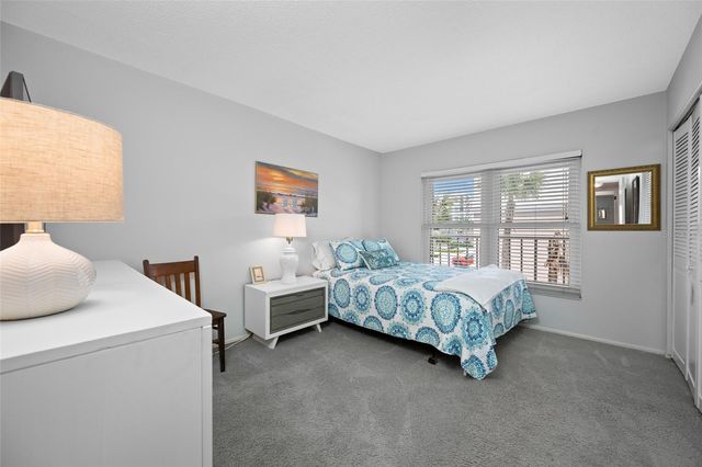 121 ISLAND WAY 323, Clearwater Beach, FL 33767