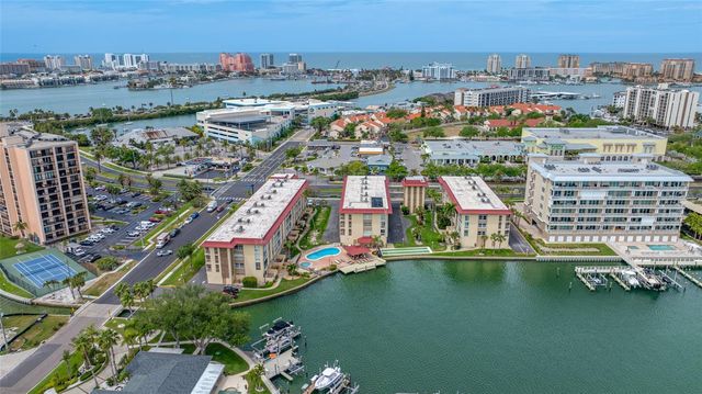 121 ISLAND WAY 323, Clearwater Beach, FL 33767