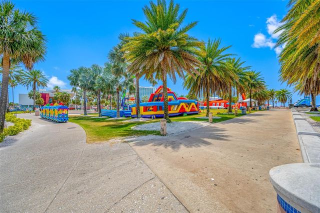 121 ISLAND WAY 323, Clearwater Beach, FL 33767