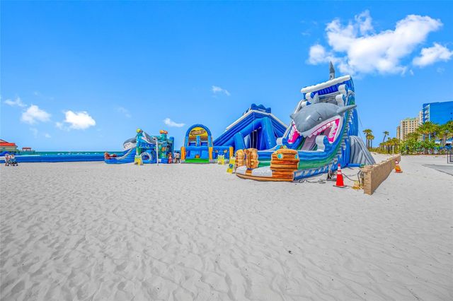 121 ISLAND WAY 323, Clearwater Beach, FL 33767