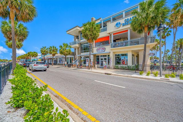 121 ISLAND WAY 323, Clearwater Beach, FL 33767