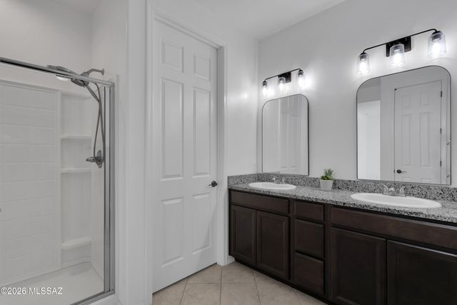 10100 S Rolling Water Drive, Vail, AZ 85641