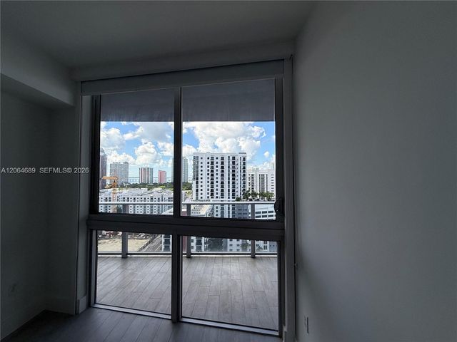 1010 SW 2nd Avenue 1501, Miami, FL 33130