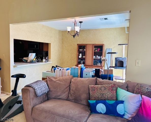 70 Boulder Run Rd, Paterson City, NJ 07501