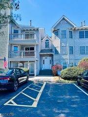 70 Boulder Run Rd, Paterson City, NJ 07501