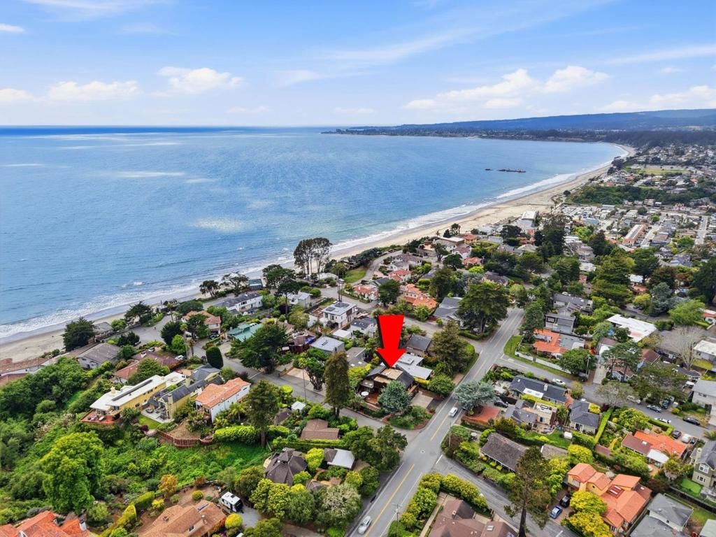 Image 70 of property listing at 328 Cliff Drive, Aptos, CA 95003