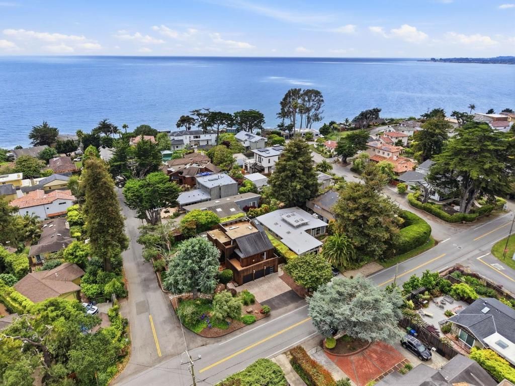 Image 71 of property listing at 328 Cliff Drive, Aptos, CA 95003