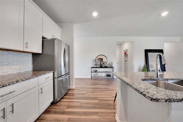 1817 Berry Ridge Trail, Aubrey, TX 76227