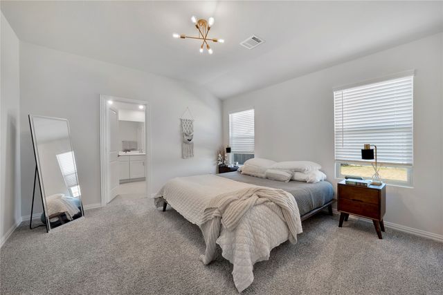 1817 Berry Ridge Trail, Aubrey, TX 76227