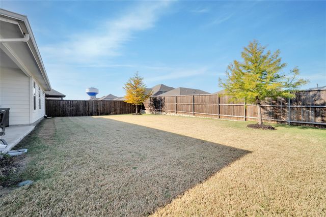 1817 Berry Ridge Trail, Aubrey, TX 76227