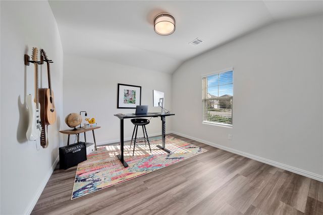 1817 Berry Ridge Trail, Aubrey, TX 76227